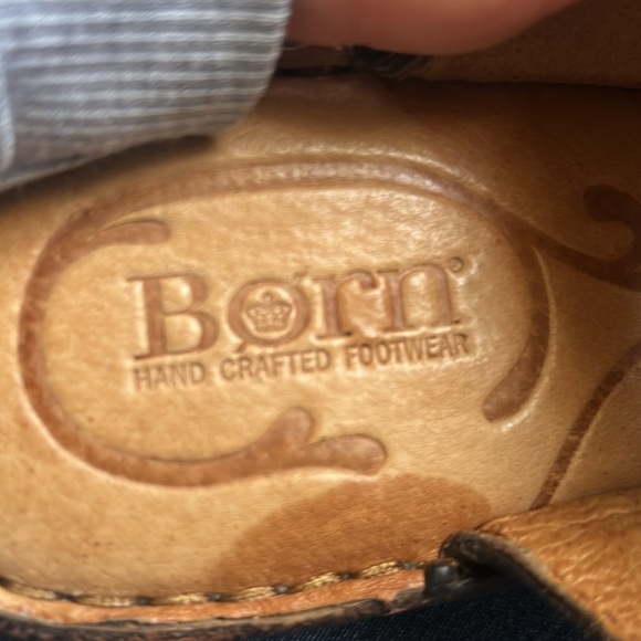 Born Tinari Women's Black Leather Buckle Two-Strap Heeled Sandal Size 8 M - Picture 9 of 11